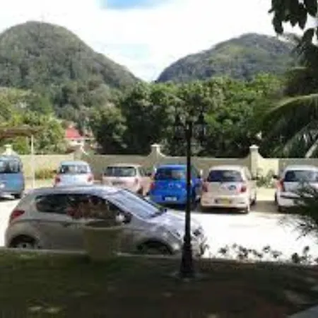 Bel Air Hotel
